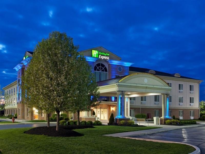 Holiday Inn Express & Suites Marion Northeast By Ihg Exterior foto